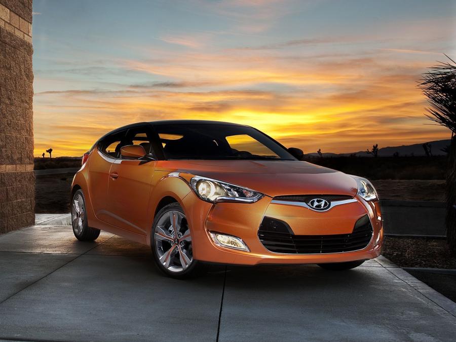  Hyundai Veloster 2011 года  (US) (фото 24 из 30)